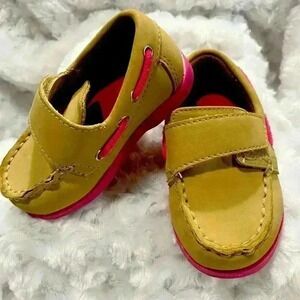 SESAME STREET Abby Cadabby Baby Girl Moccasin's
